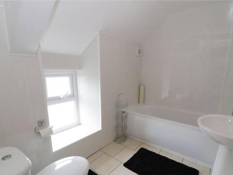 Ty Rhos, Farm Stay, Sleeps 4, Rhoshirwaun 2 Miles From Aberdaron Extérieur photo